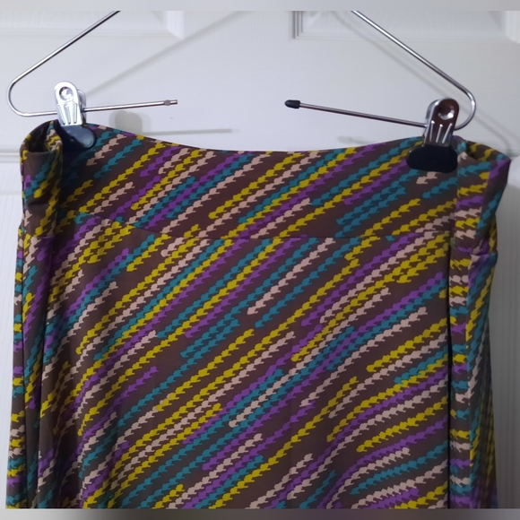 Vintage Jones & Co. Print Skirt - Picture 3 of 6